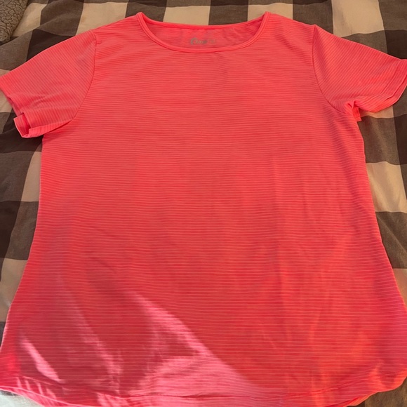 Zyia Short Sleeve T - Picture 2 of 3